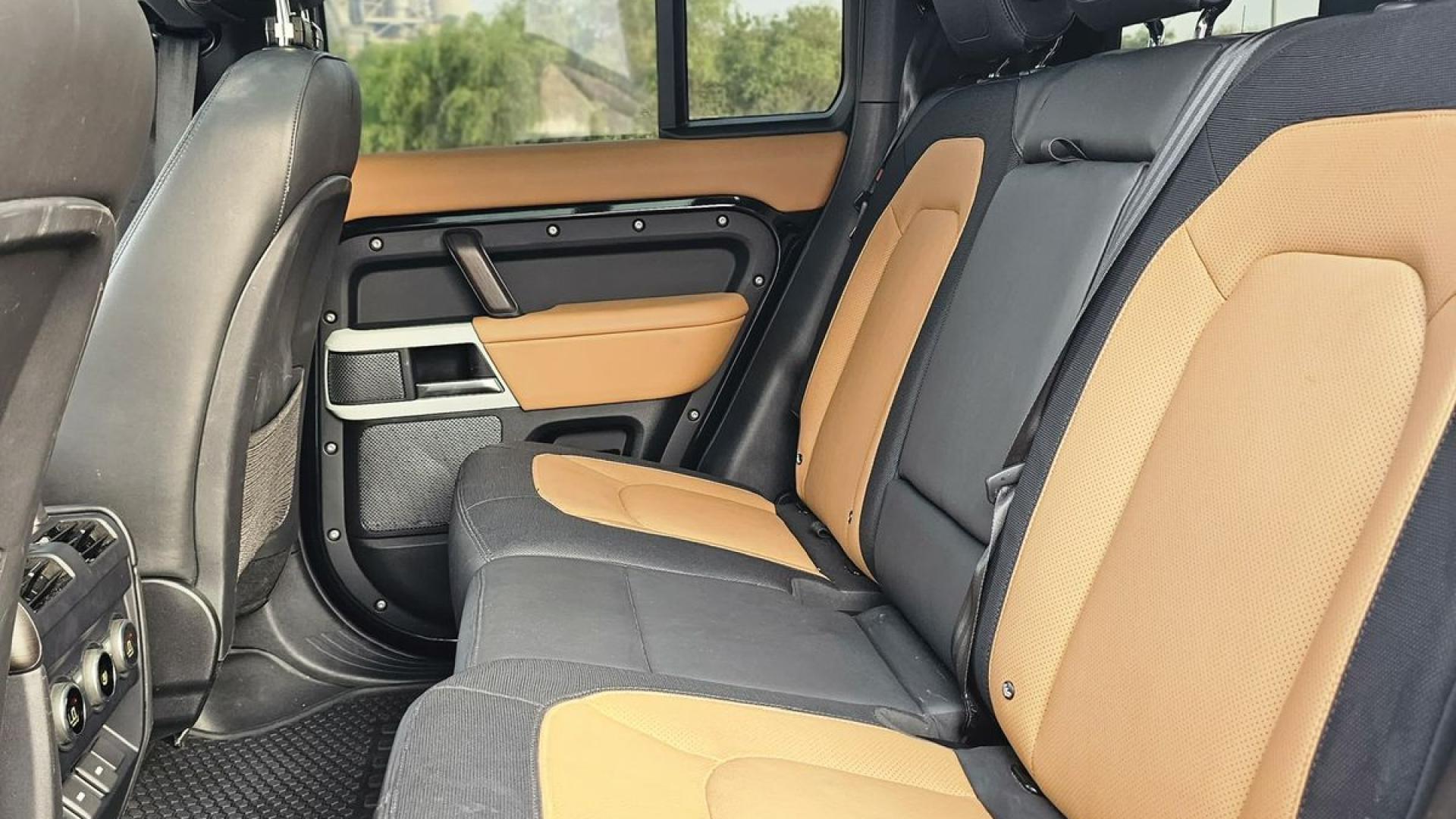 Range Rover Defender