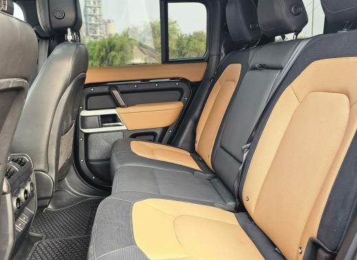 Range Rover Defender