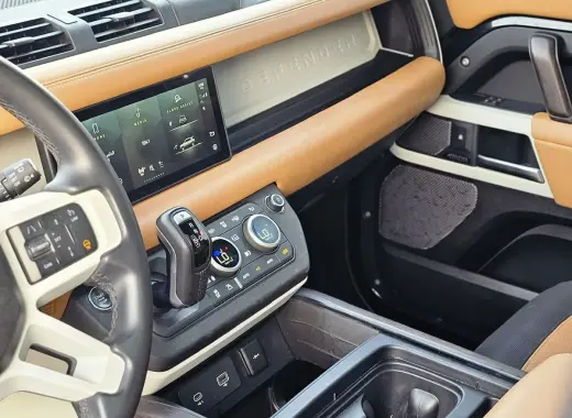 Range Rover Defender