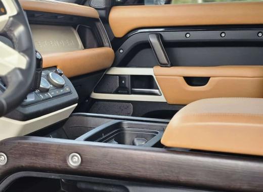 Range Rover Defender