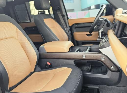 Range Rover Defender