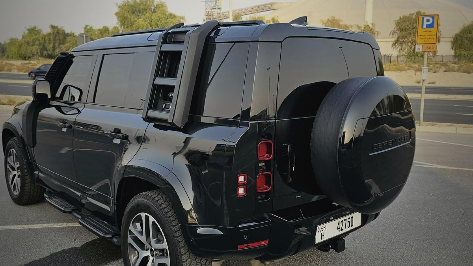 Range Rover Defender
