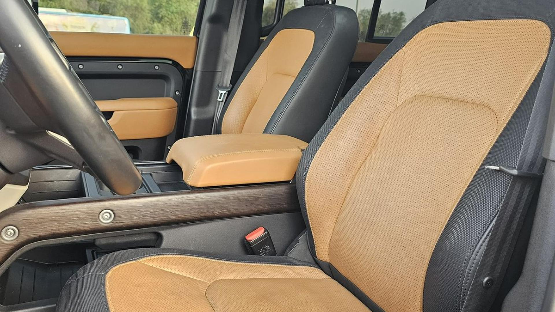 Range Rover Defender