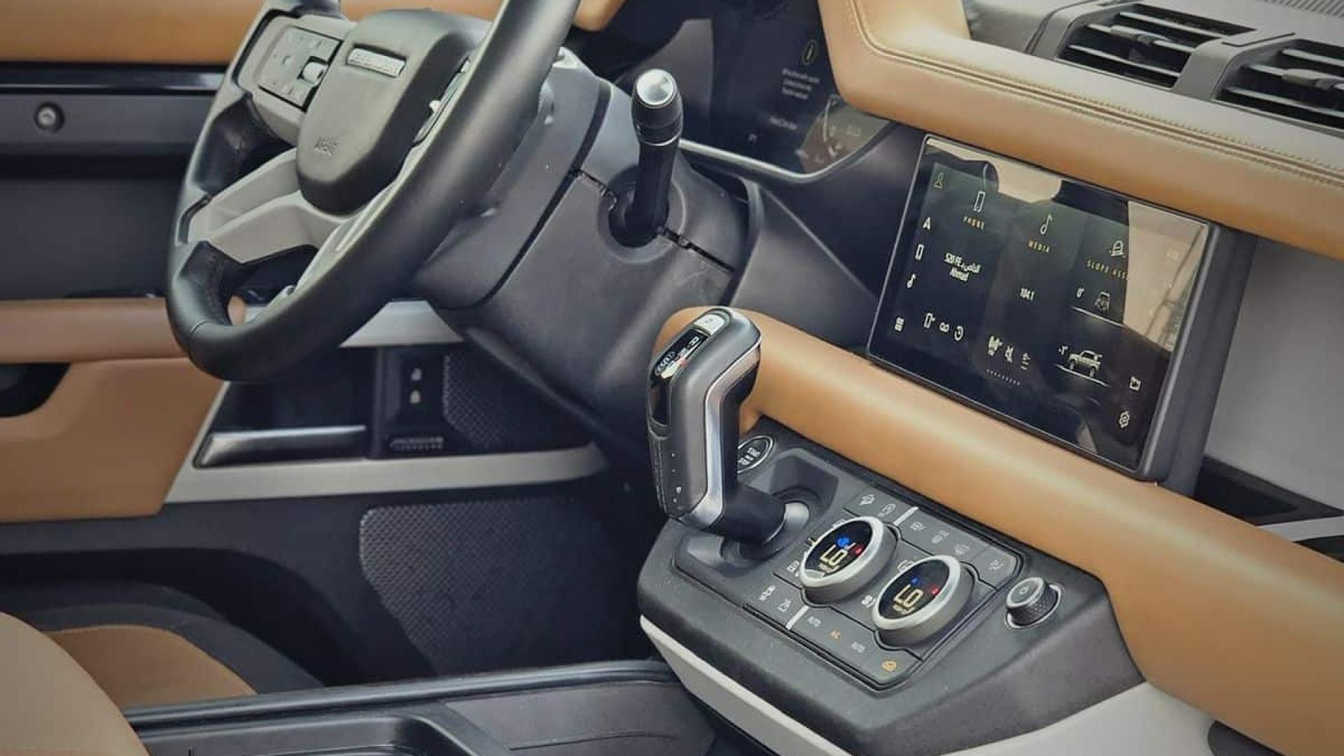 Range Rover Defender
