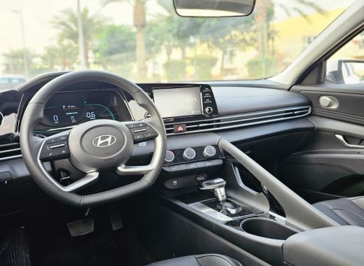 Hyundai Elentra 2025