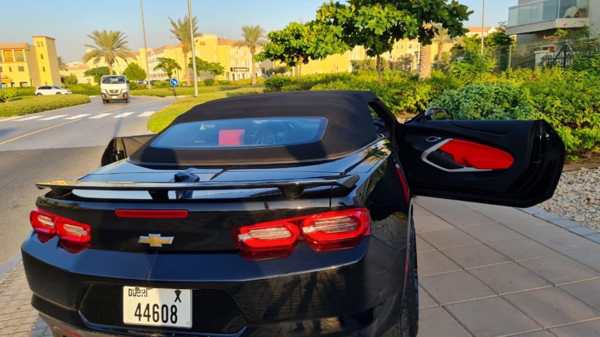 Chevrolet Camaro 2021