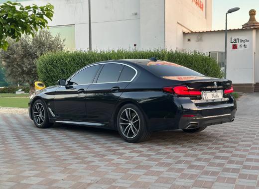 BMW 520i Black