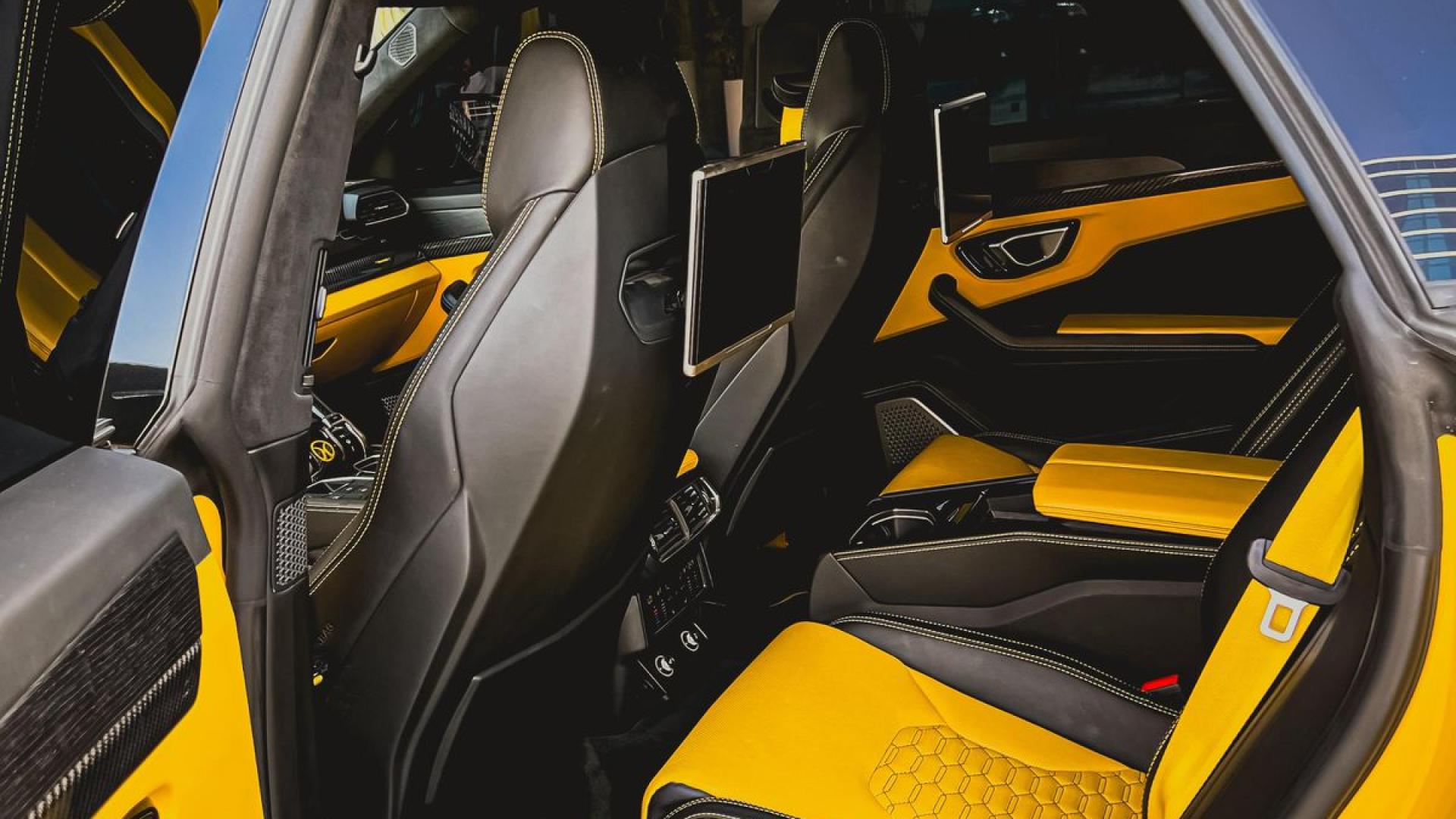 Lamborghini Urus Mansory